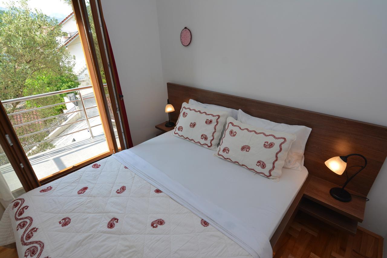 Tale House Montenegro Tivat Exterior photo