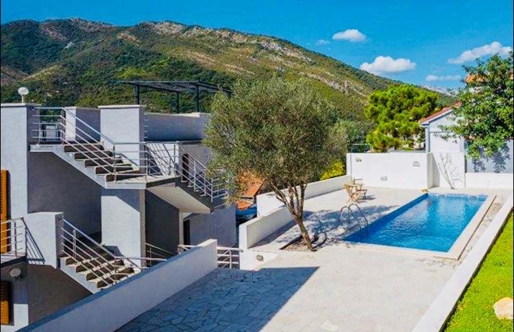 Tale House Montenegro Tivat Exterior photo